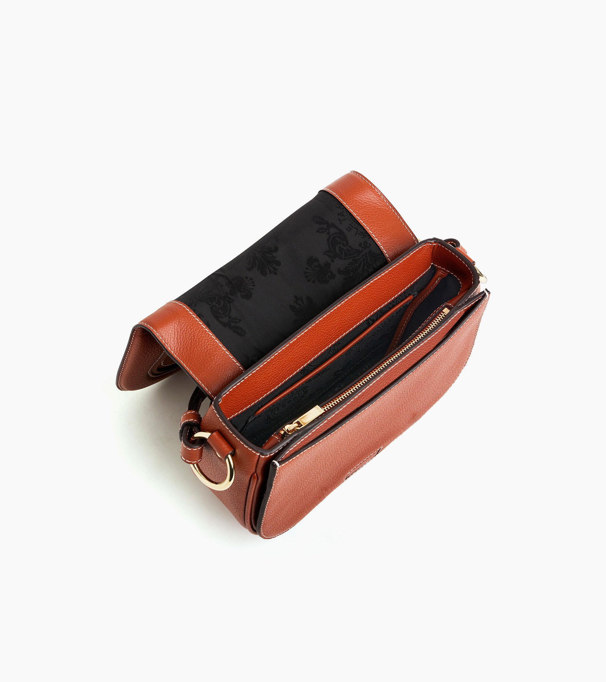 Le Tanneur Ella sac besace cuir grainé Mahogany Brown moyen