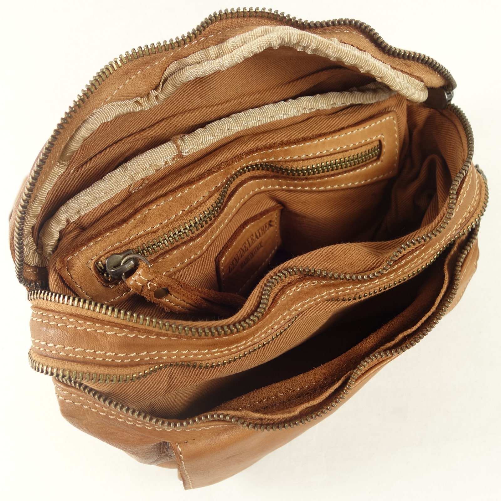 Collection Esprit Cuir JIMY petite sacoche cuir naturel vintage