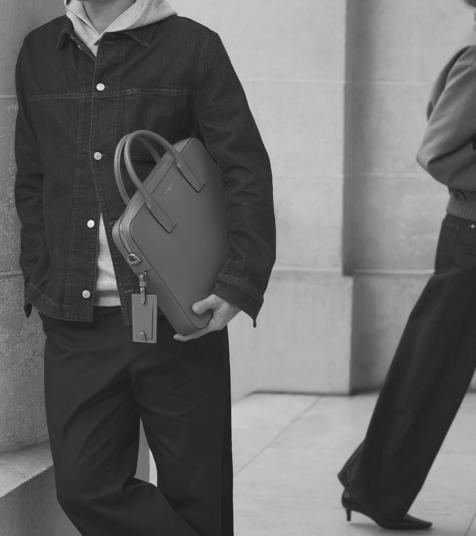 Le Tanneur Emile 14" porte-documents cuir noir slim