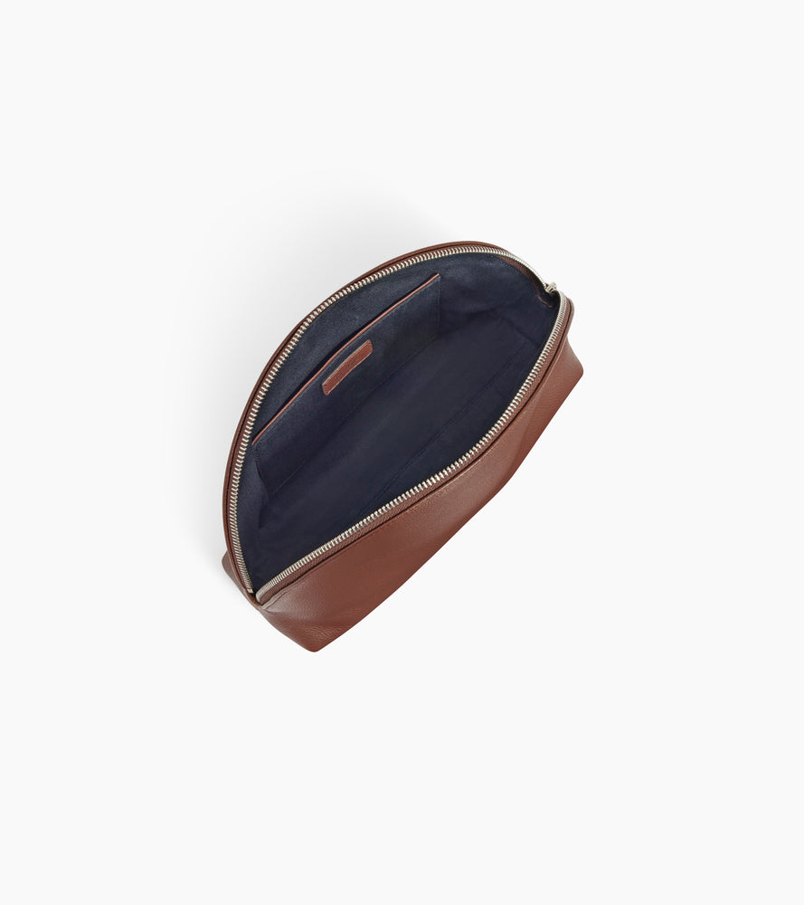 Le Tanneur trousse toilette cuir grainé demi-lune