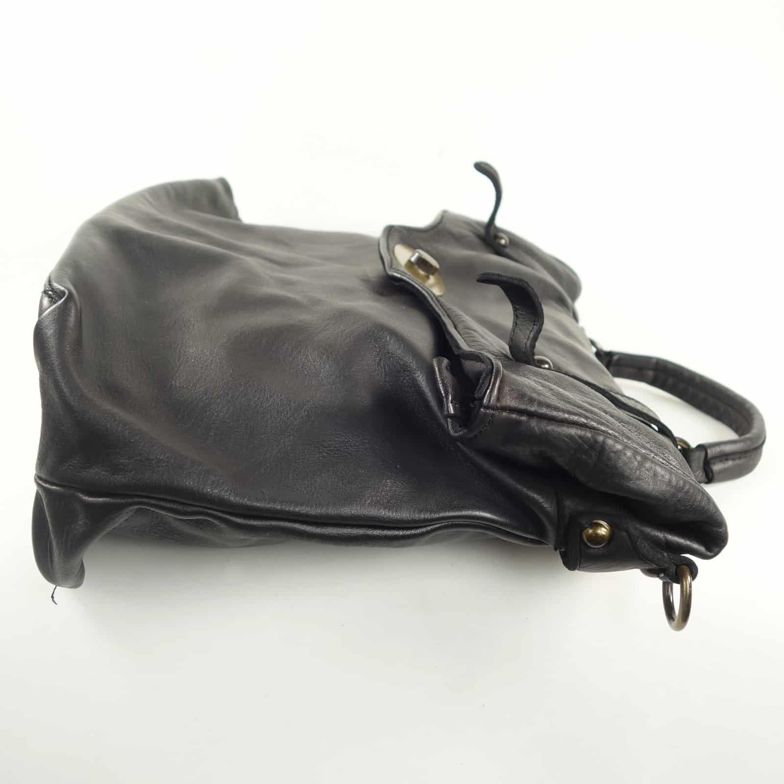 Collection Esprit Cuir BASTIEN grand sac cuir noir fermoir PC
