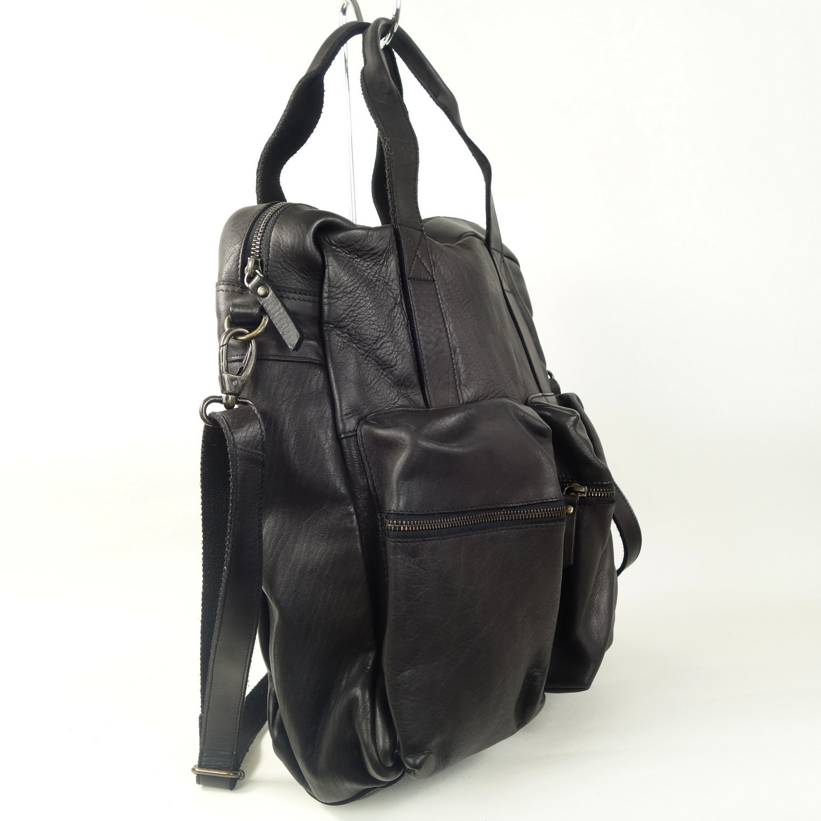 Collection Esprit Cuir Sac ordi Elio cuir noir 17 pouces