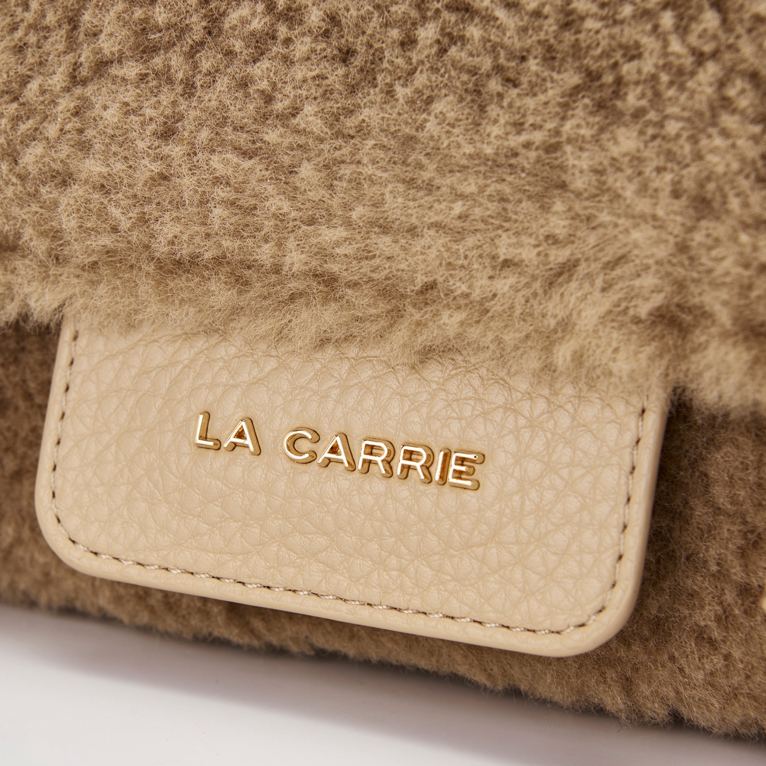 La Carrie Atena Teddy cabas taupe 22 cm fourrure