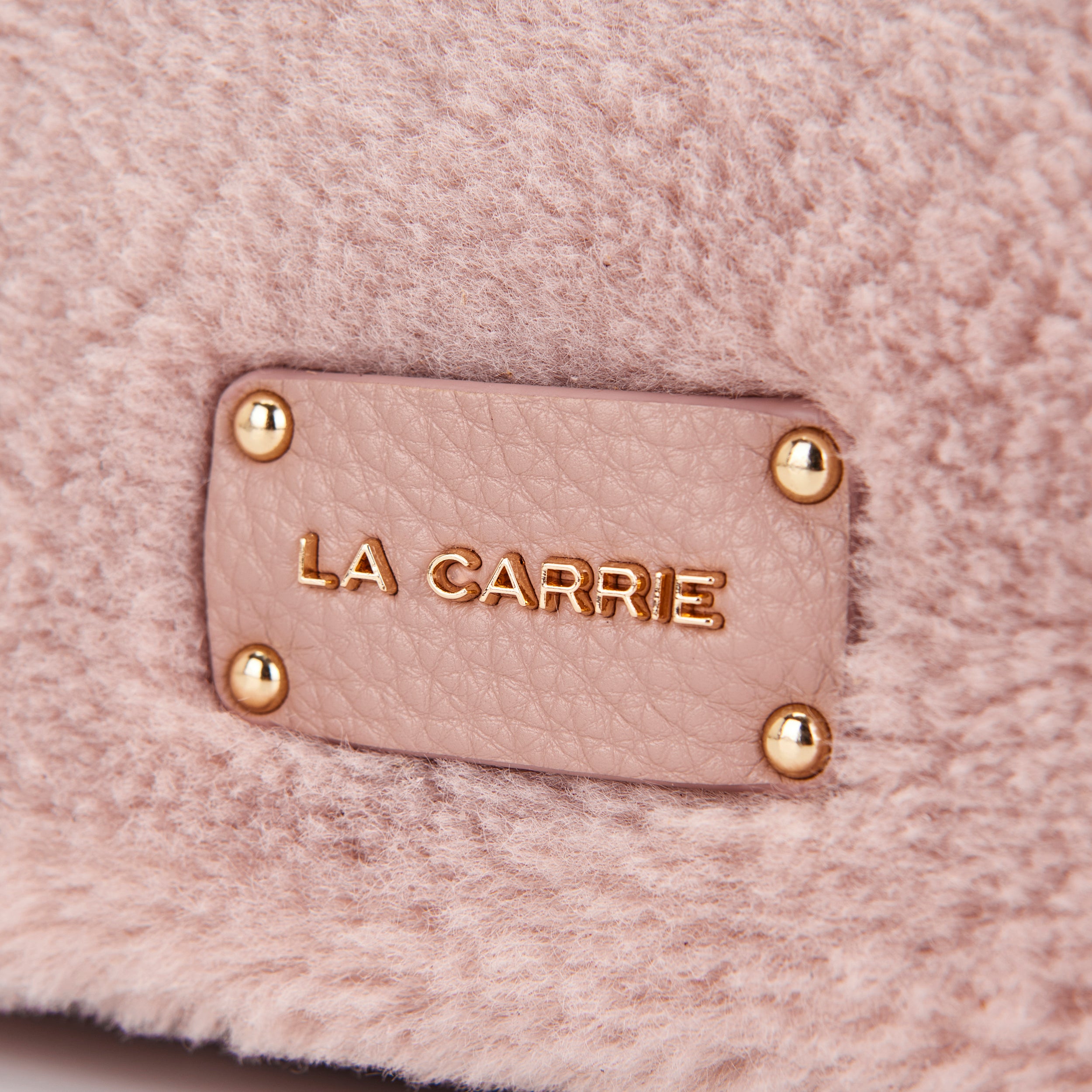 La Carrie Teddy sac épaule rose 23 cm fourrure chaîne