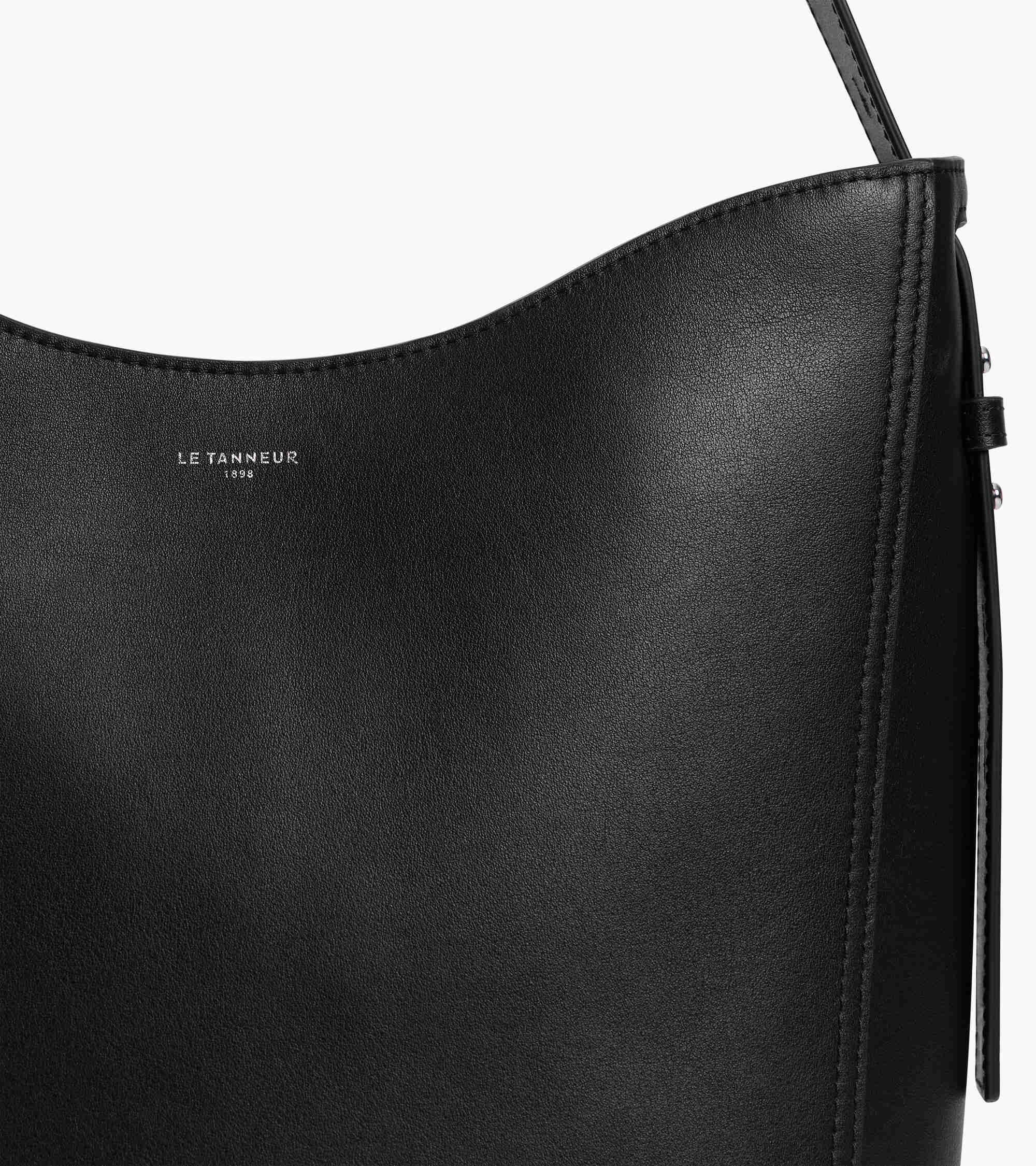 Le Tanneur Céleste sac hobo moyen cuir lisse noir