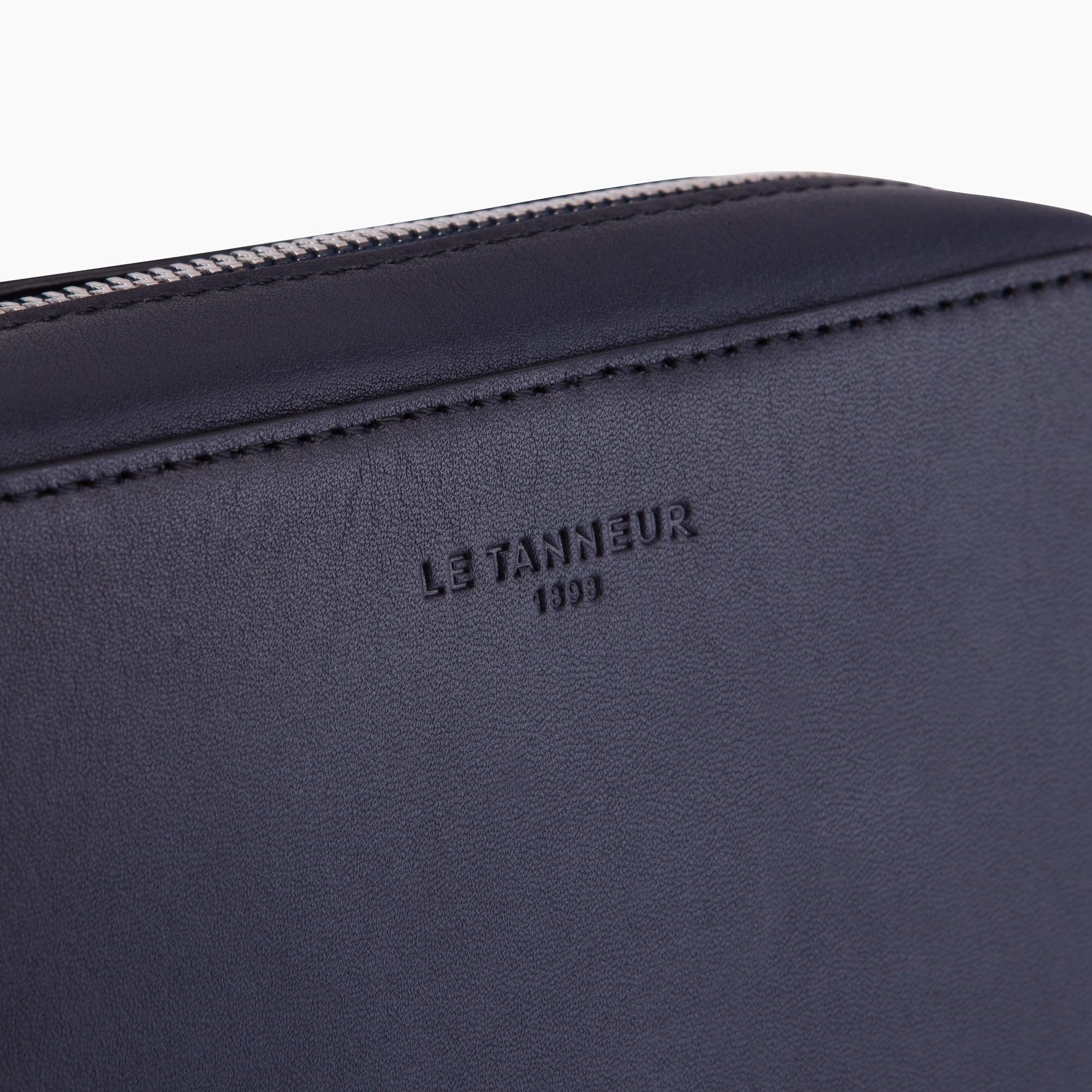 Le Tanneur Albert sacoche cuir lisse homme 18x21,5 cm