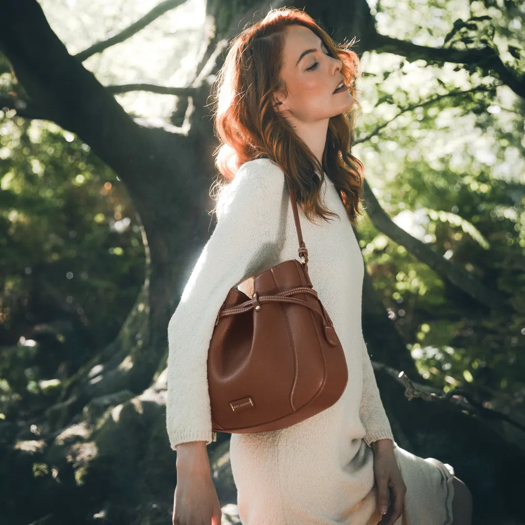 MAC ALYSTER HARMONIA sac bourse Marron Cognac
