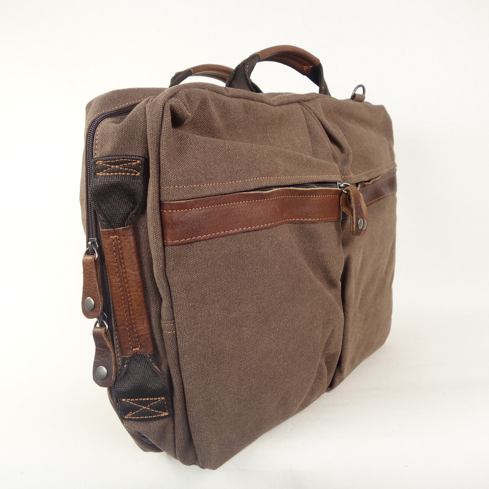 Collection Esprit Cuir OLIVIER porte-document cuir marron A4