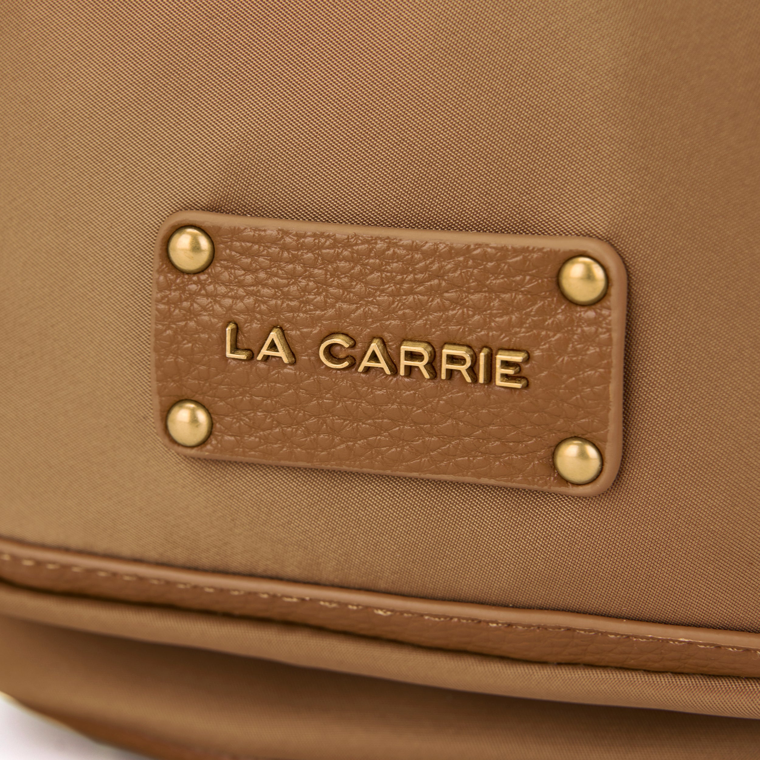 La Carrie Dark Wave sac seau nylon cognac 24x17x26
