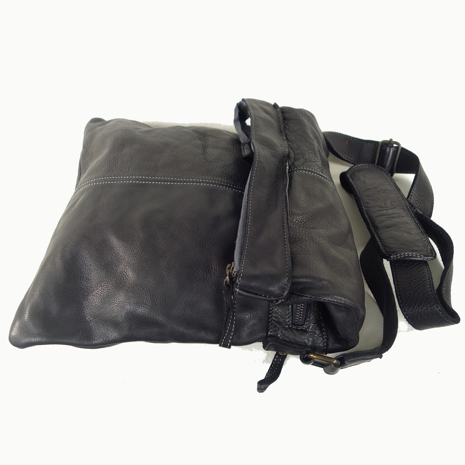 Collection Esprit Cuir MARION sac bandoulière noir cuir