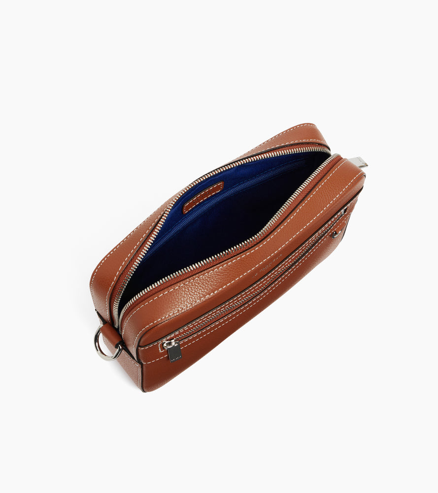 Le Tanneur Emile sacoche cuir grainé Mahogany Brown homme