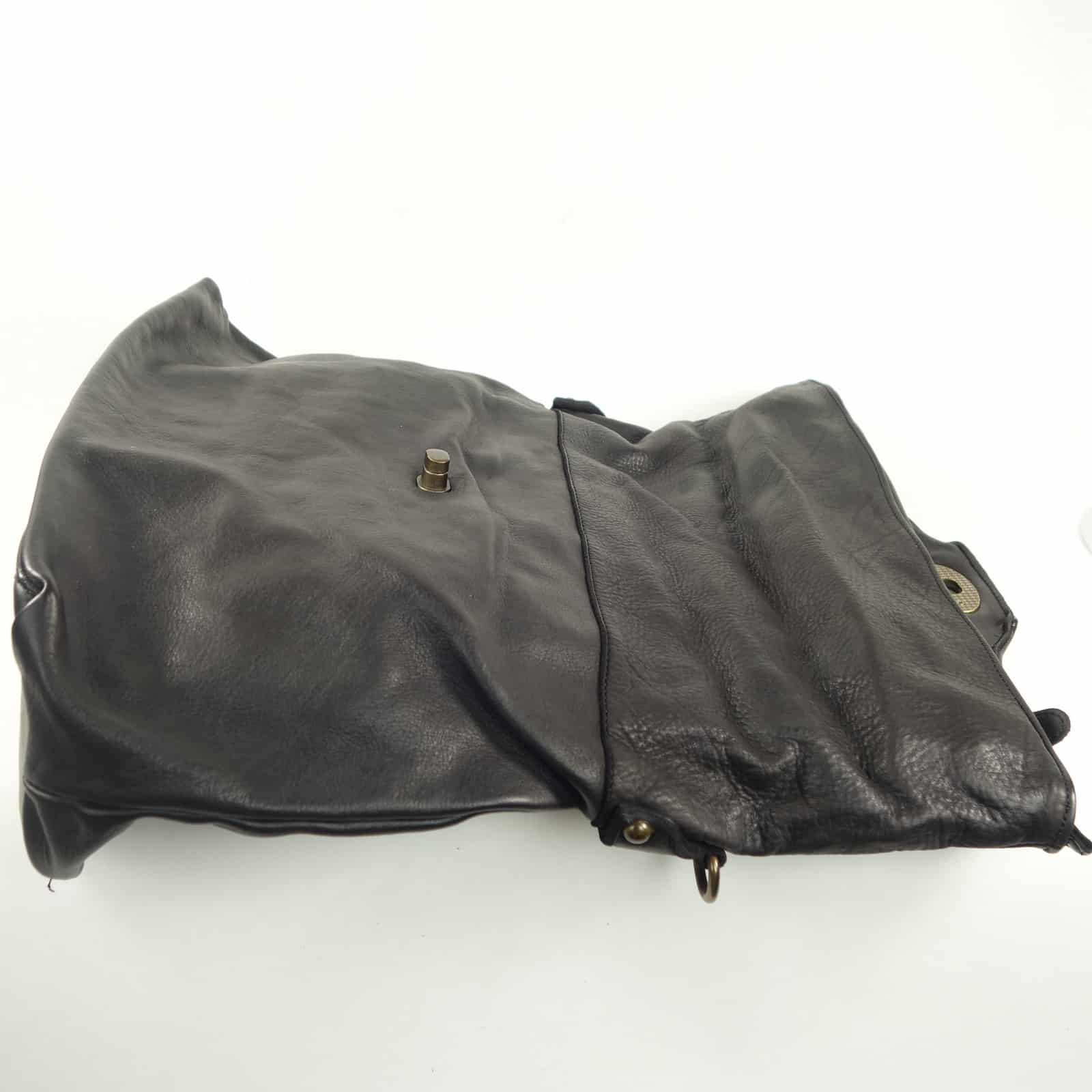 Collection Esprit Cuir BASTIEN grand sac cuir noir fermoir PC