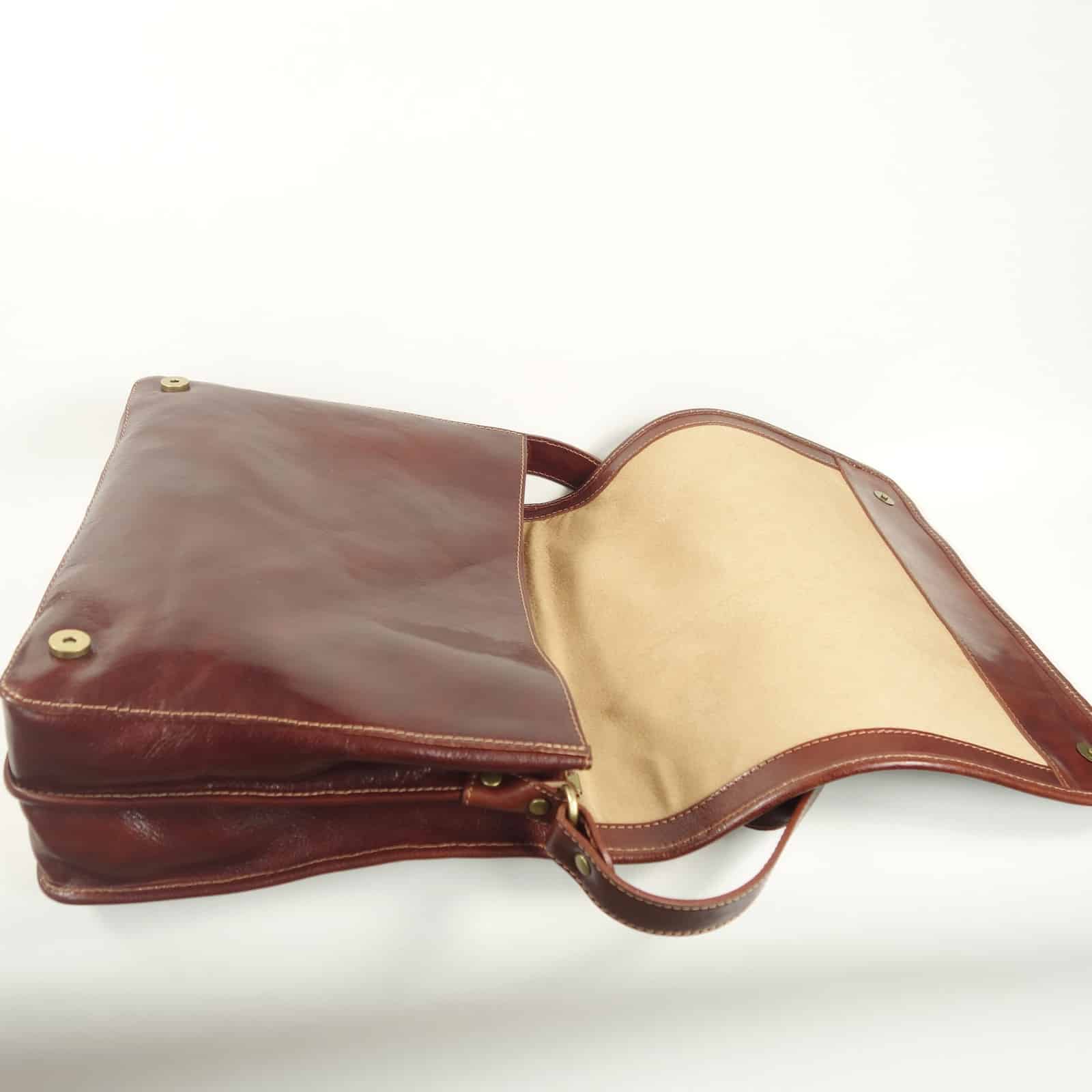 Collection Esprit Cuir FIRENZE sac bandoulière cuir marron A4