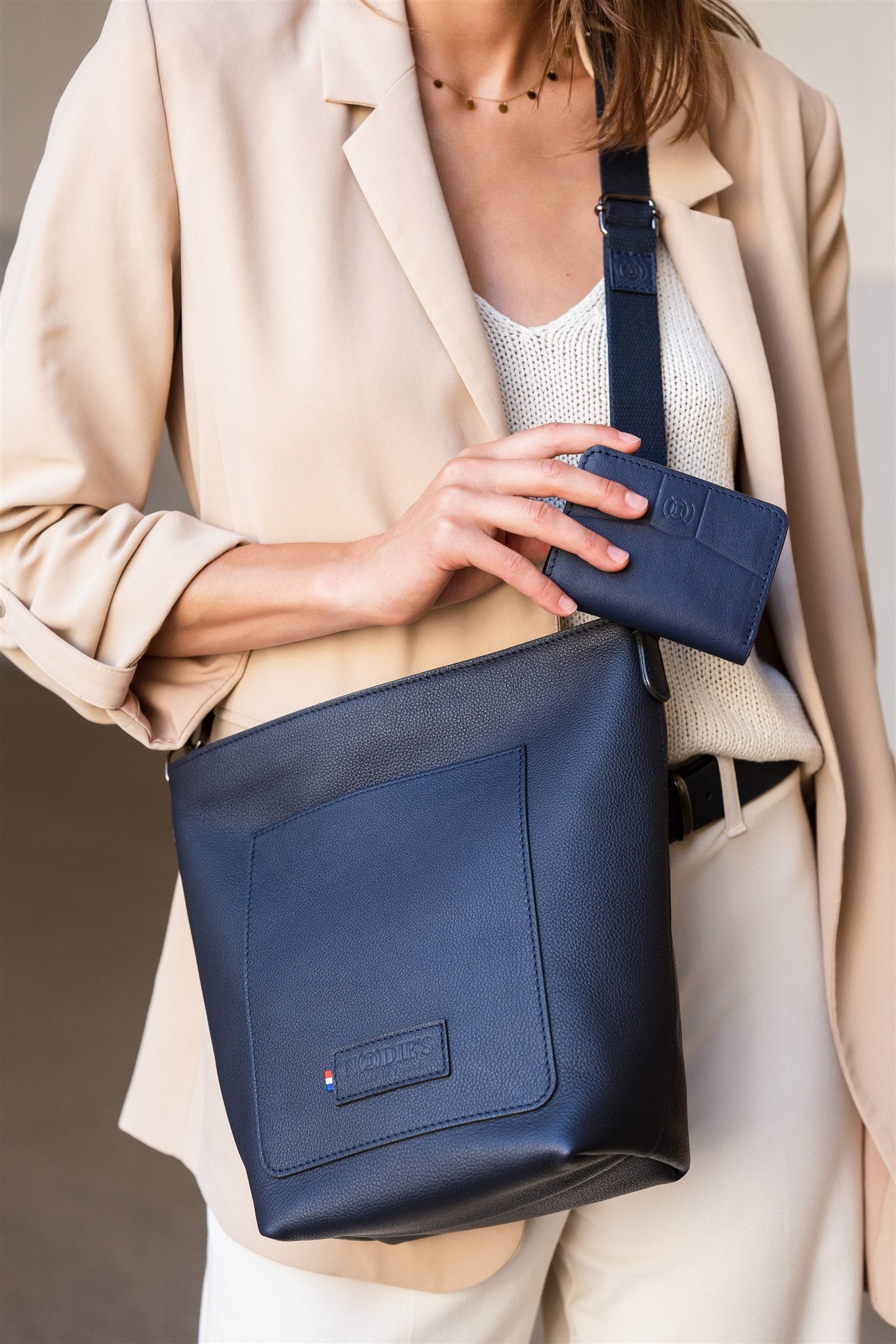 Nodie's Andy sac cabas cuir marine léger travail