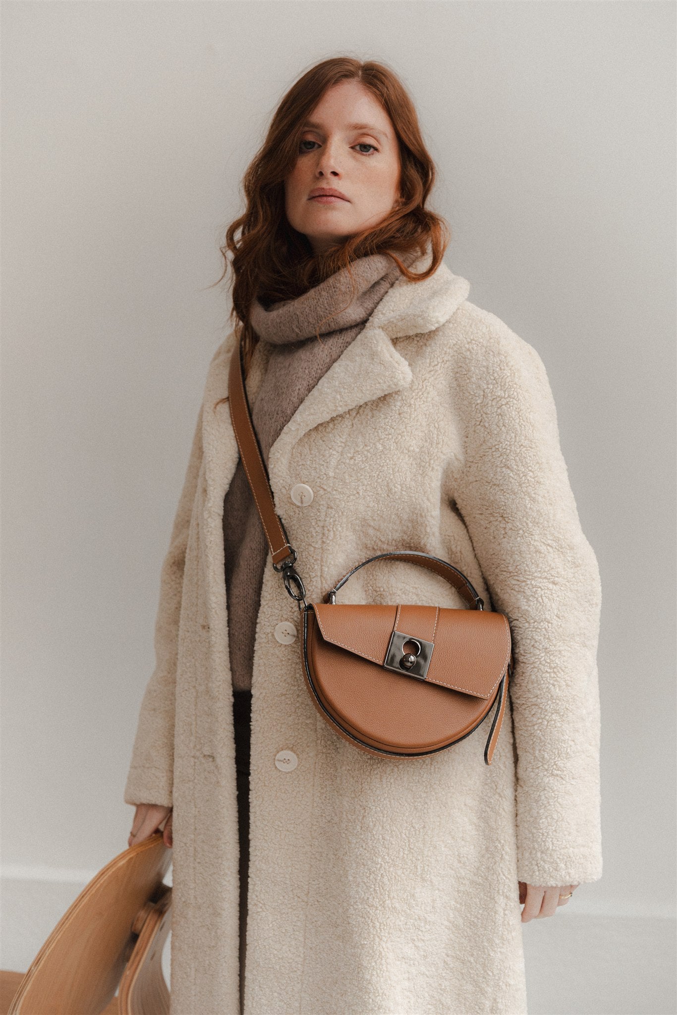 Nodie's Côme sac demi-lune cuir camel grainé petit