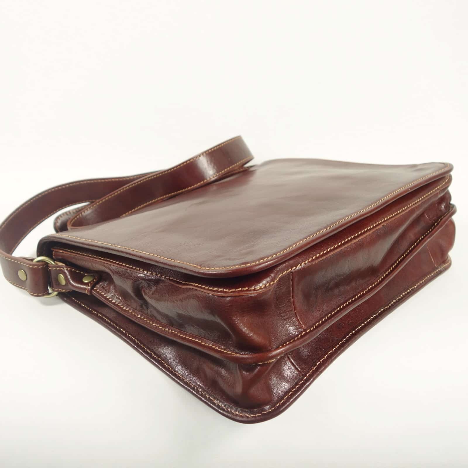 Collection Esprit Cuir MODENA besace cuir marron homme