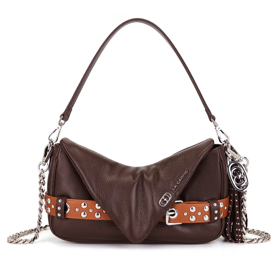 La Carrie Backdoor sac bandoulière marron 30 cm clouté