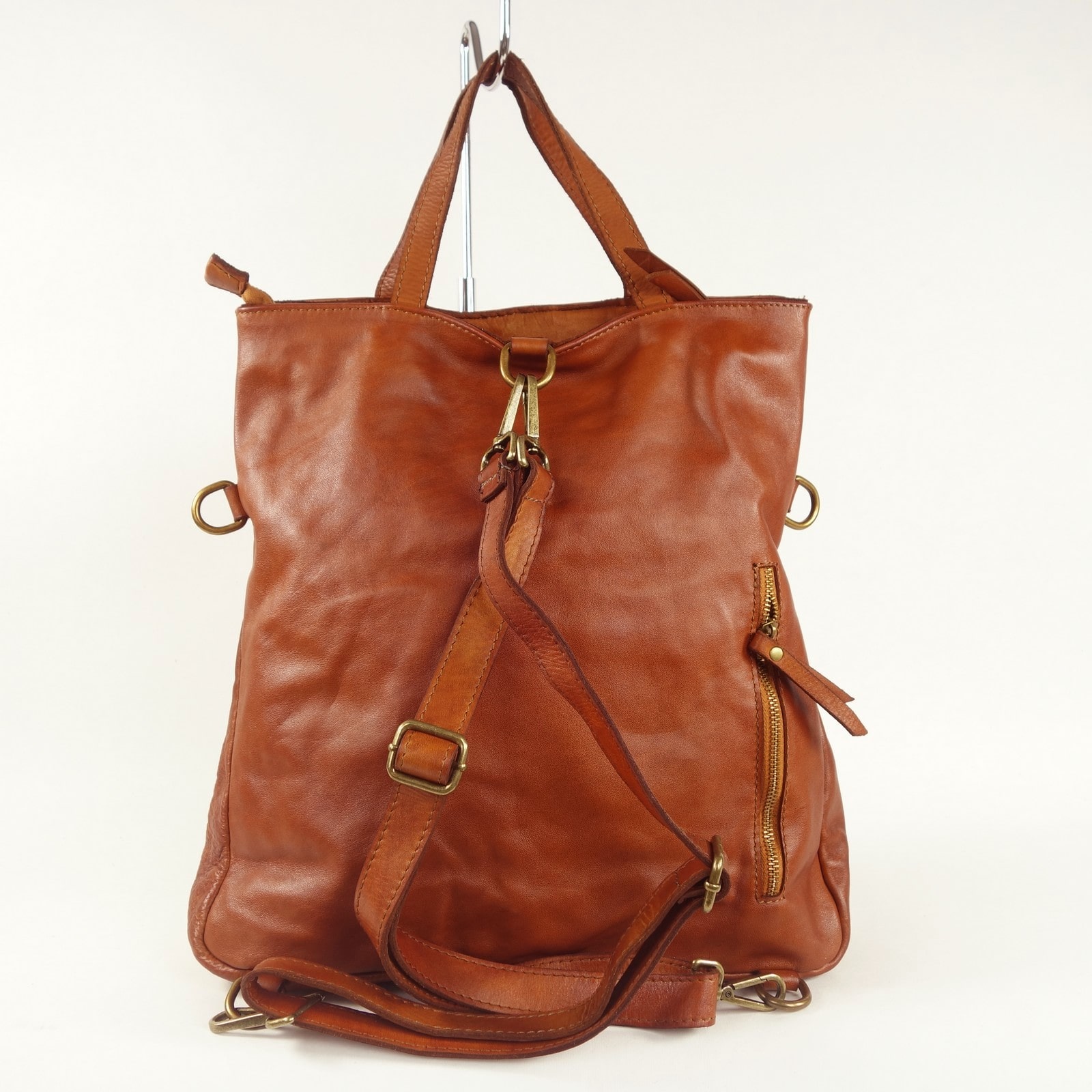 Collection Esprit Cuir ZEUDI sac à dos cuir naturel vintage