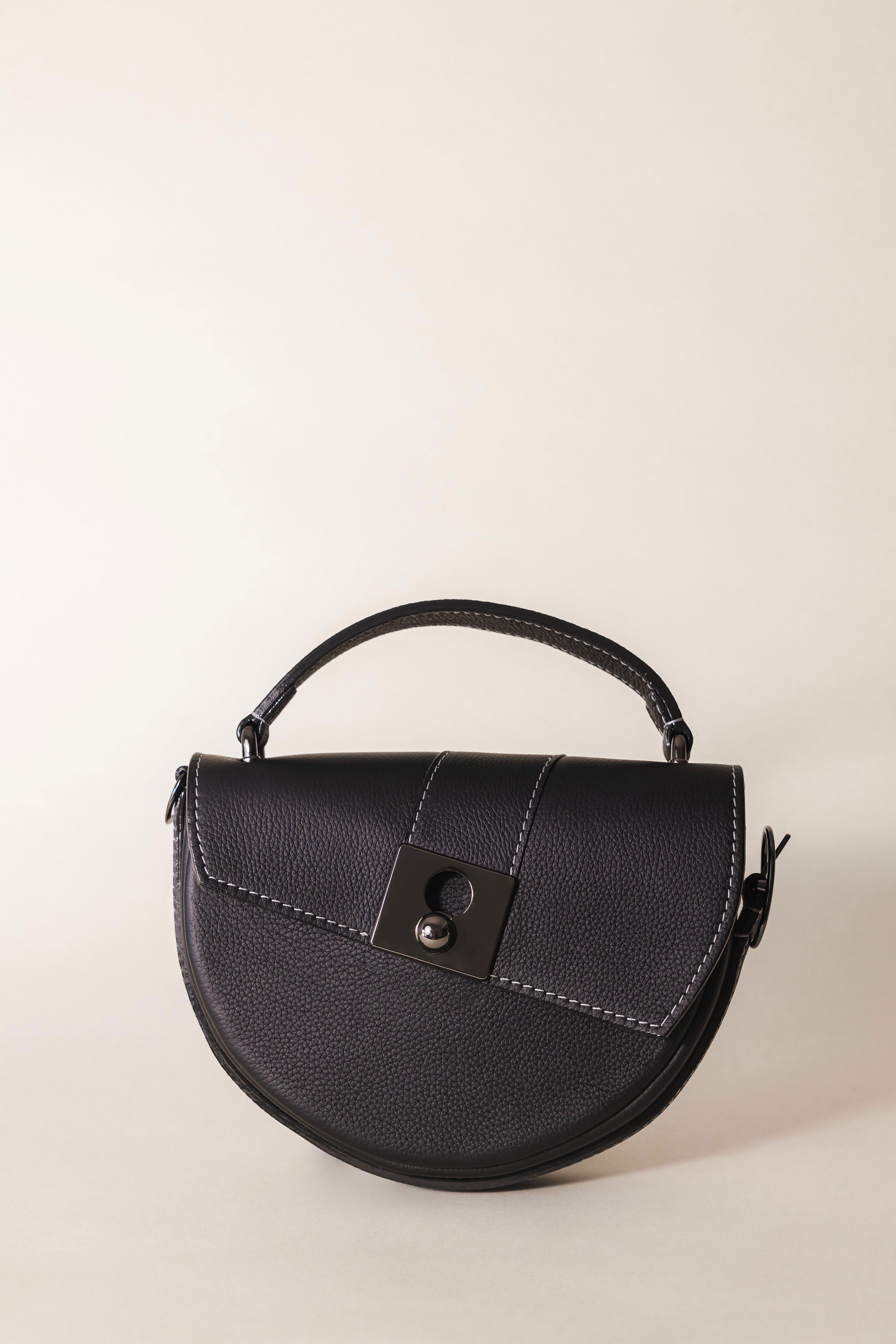Nodie's Côme sac demi-lune cuir noir grainé veau