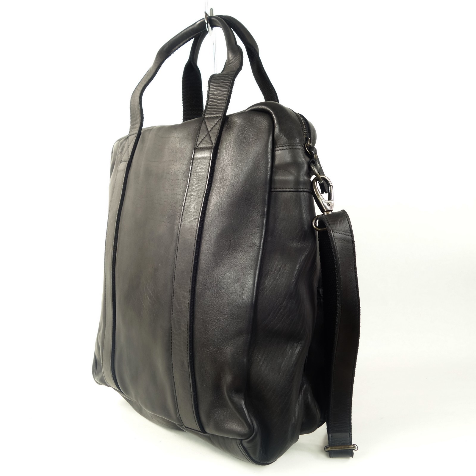 Collection Esprit Cuir Sac ordi Elio cuir noir 17 pouces