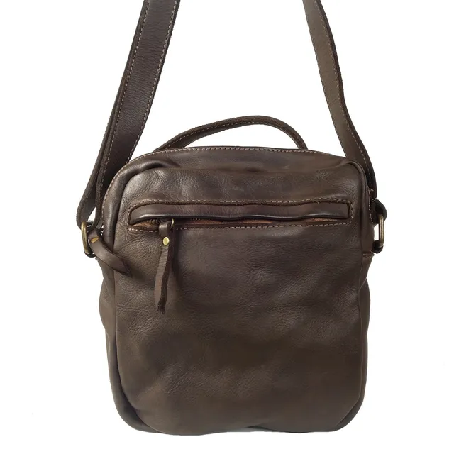 Collection Esprit Cuir Dino sacoche marron cuir souple