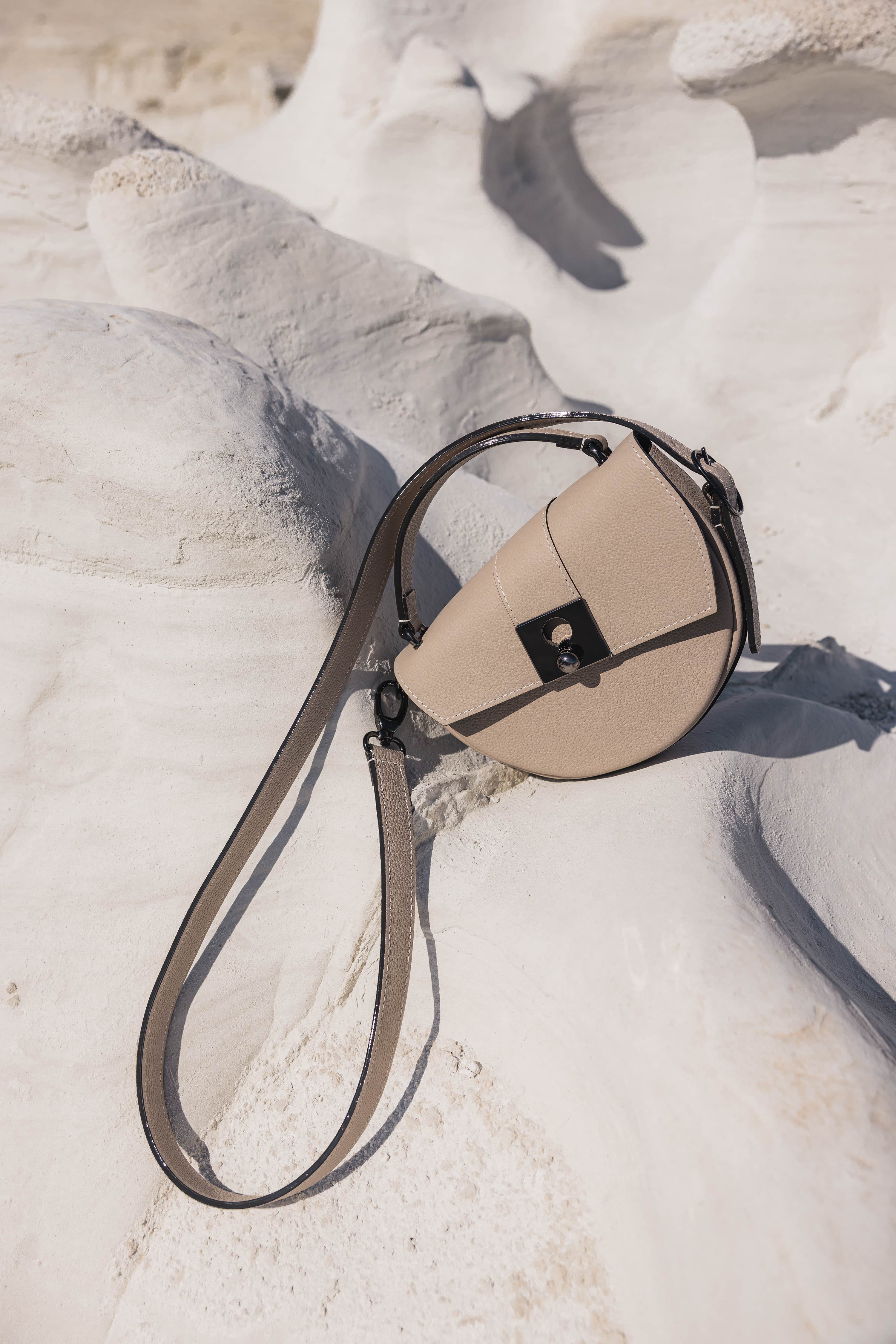Nodie's Côme sac demi-lune cuir crème galet grainé