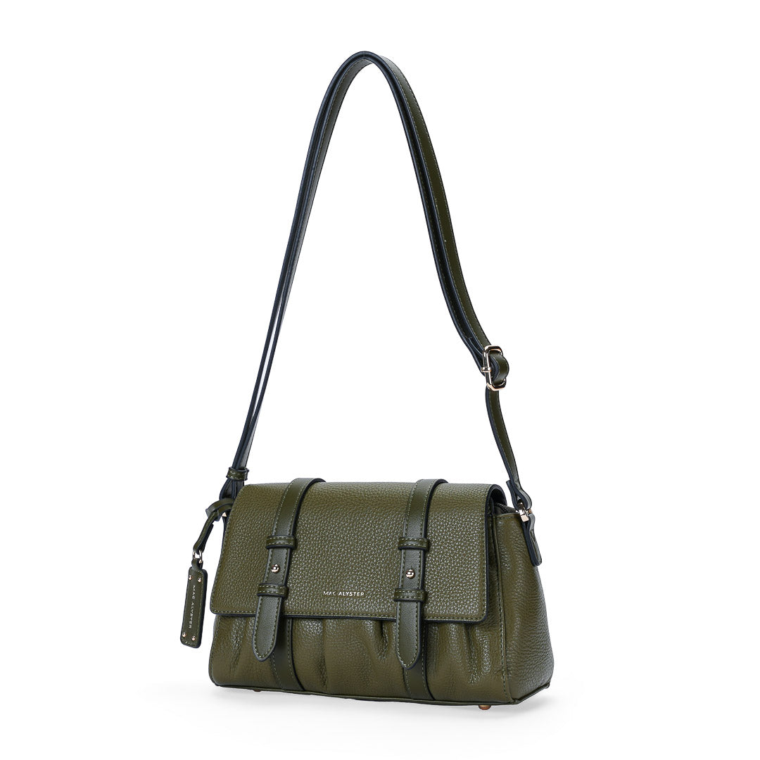 Mac Alyster Cold sac à rabat noir grainé 26 cm